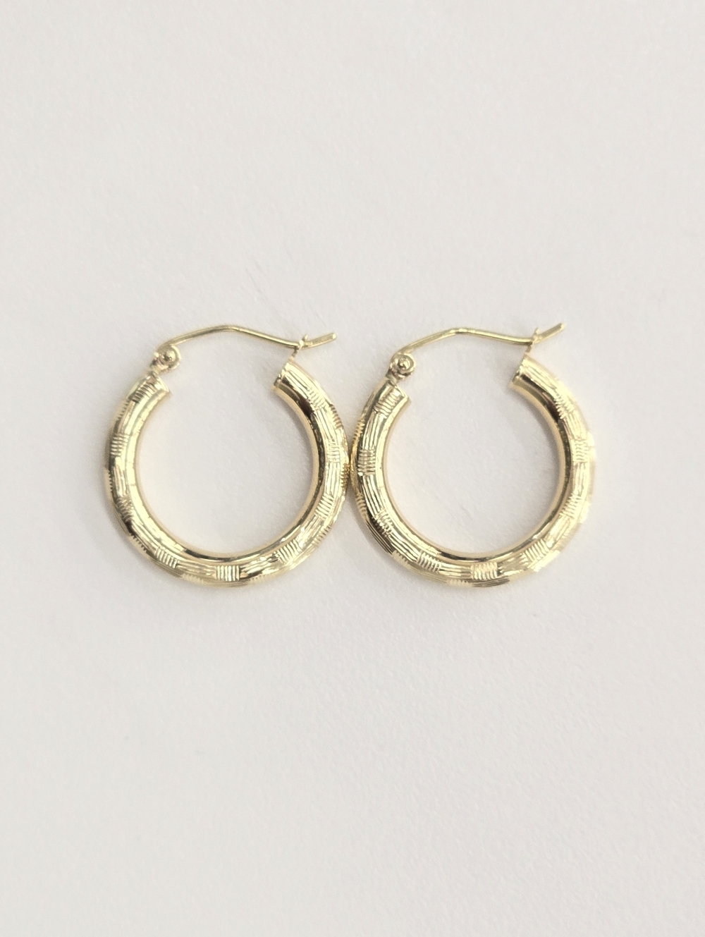 14kt Real Gold Hoop Earring
